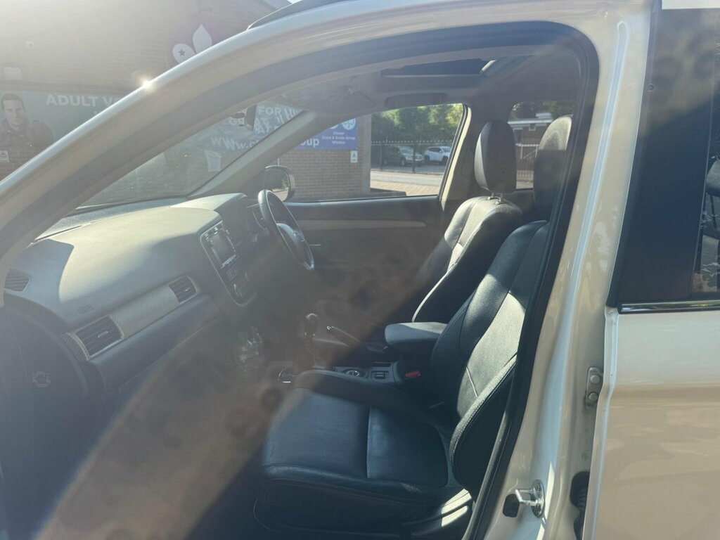Mitsubishi Outlander Outlander Gx 4 Di-d Black #33
