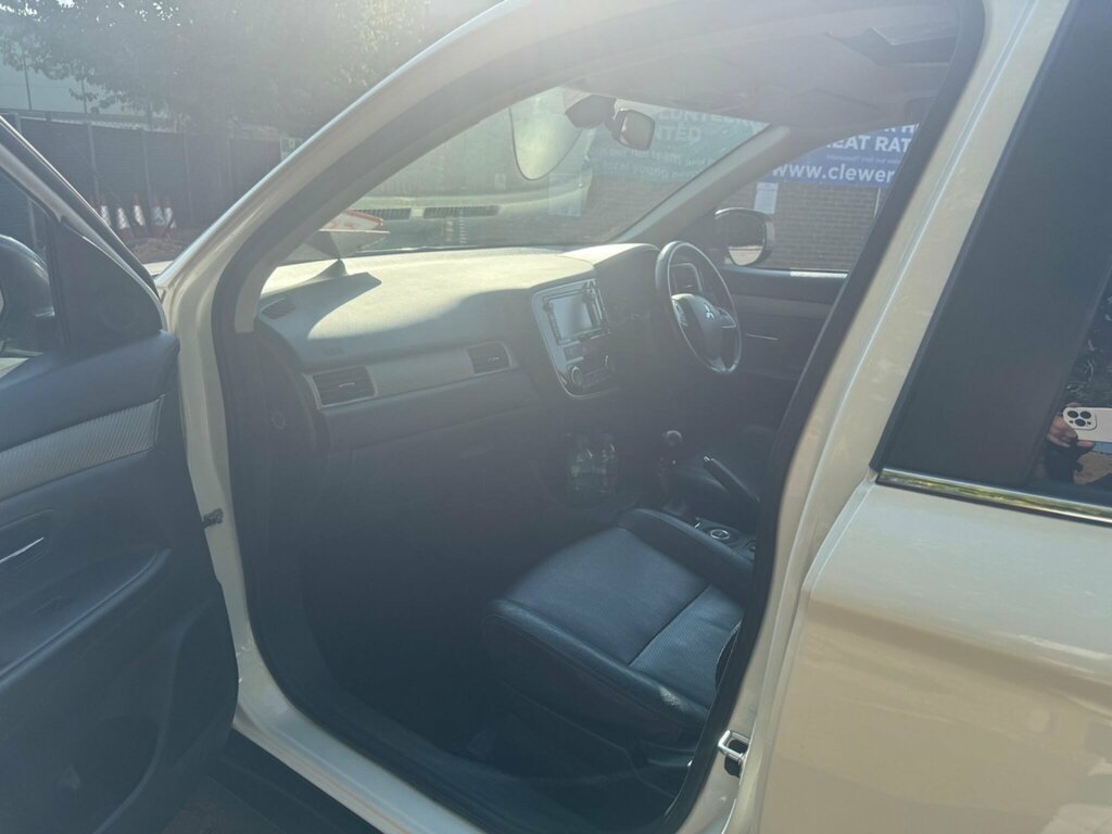Mitsubishi Outlander Outlander Gx 4 Di-d Black #34
