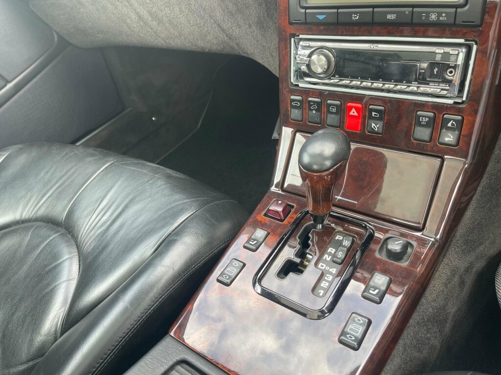Mercedes-Benz SL Class 500 Hand Rive, Panoramic Silver #20