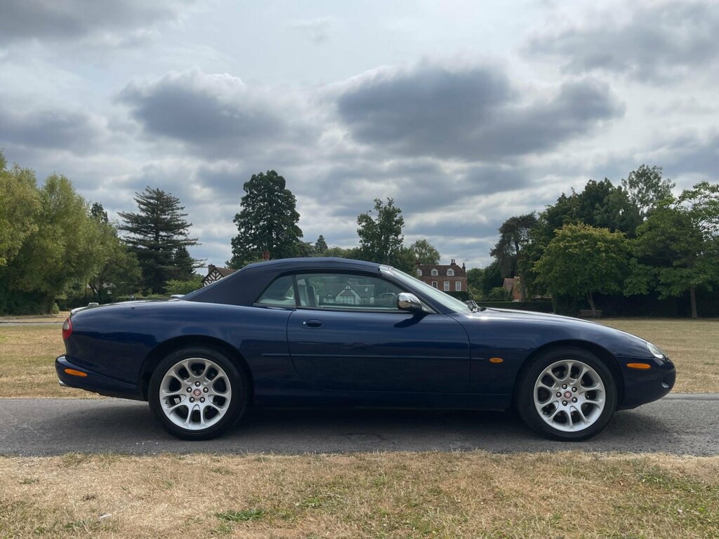 Jaguar XKR 4.0 Supercharged Convertible Blue #3