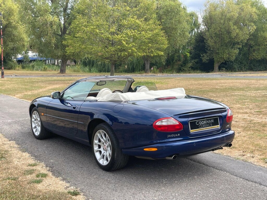 Jaguar XKR Convertible Green #13