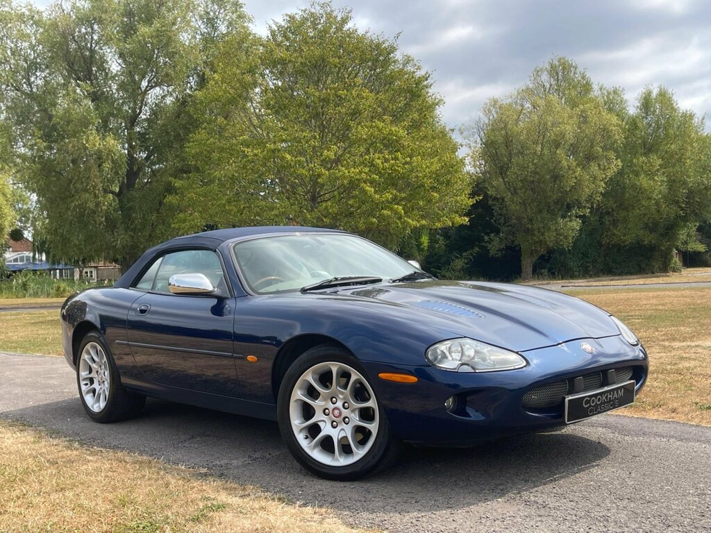 Jaguar XKR 4.0 Supercharged Convertible Blue #2