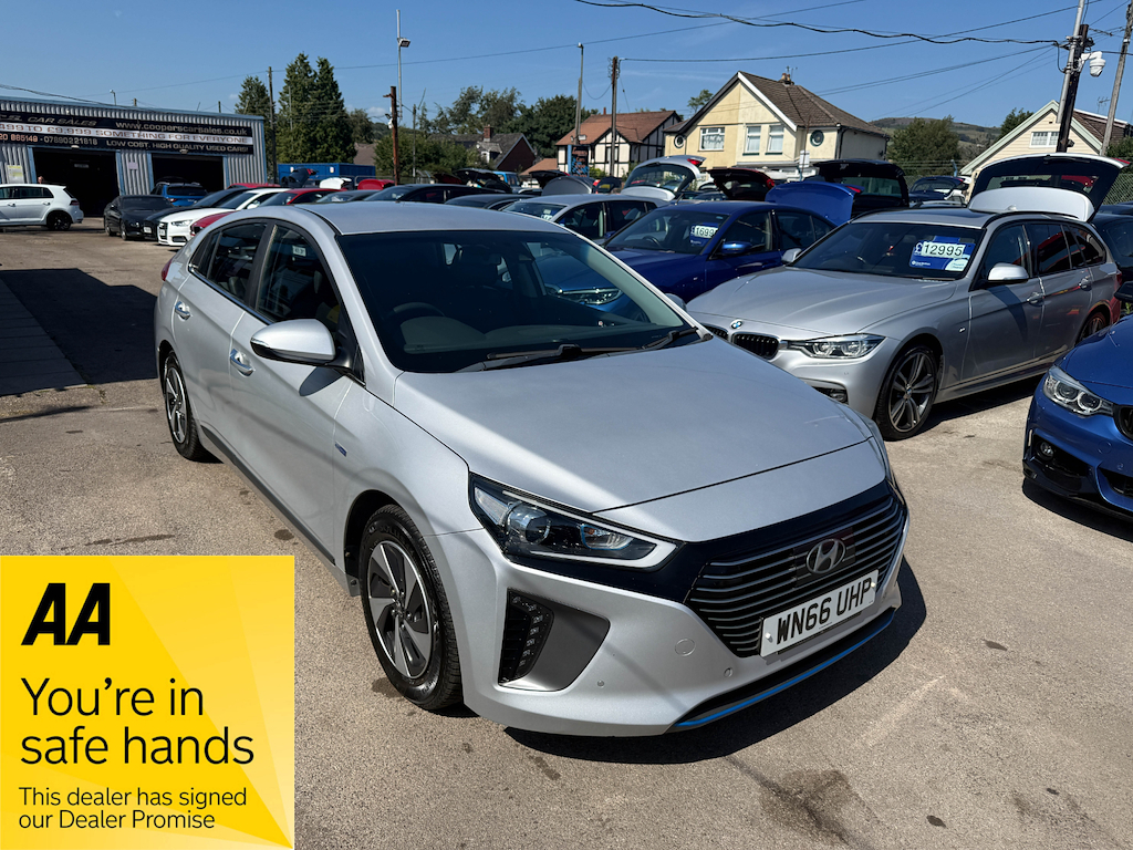 Hyundai Ioniq Premium Se Silver