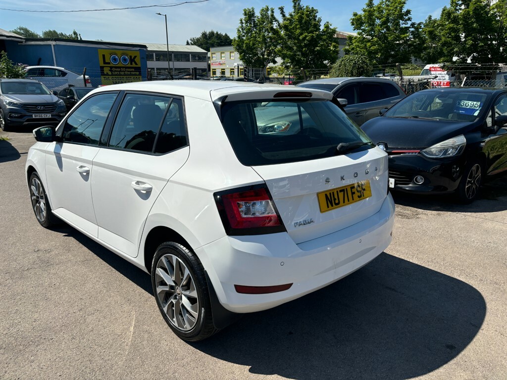 Skoda Fabia Se Drive Tsi NU71FSF White #4