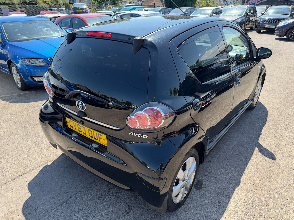 Toyota Aygo Vvt-i Move With Style Black #6