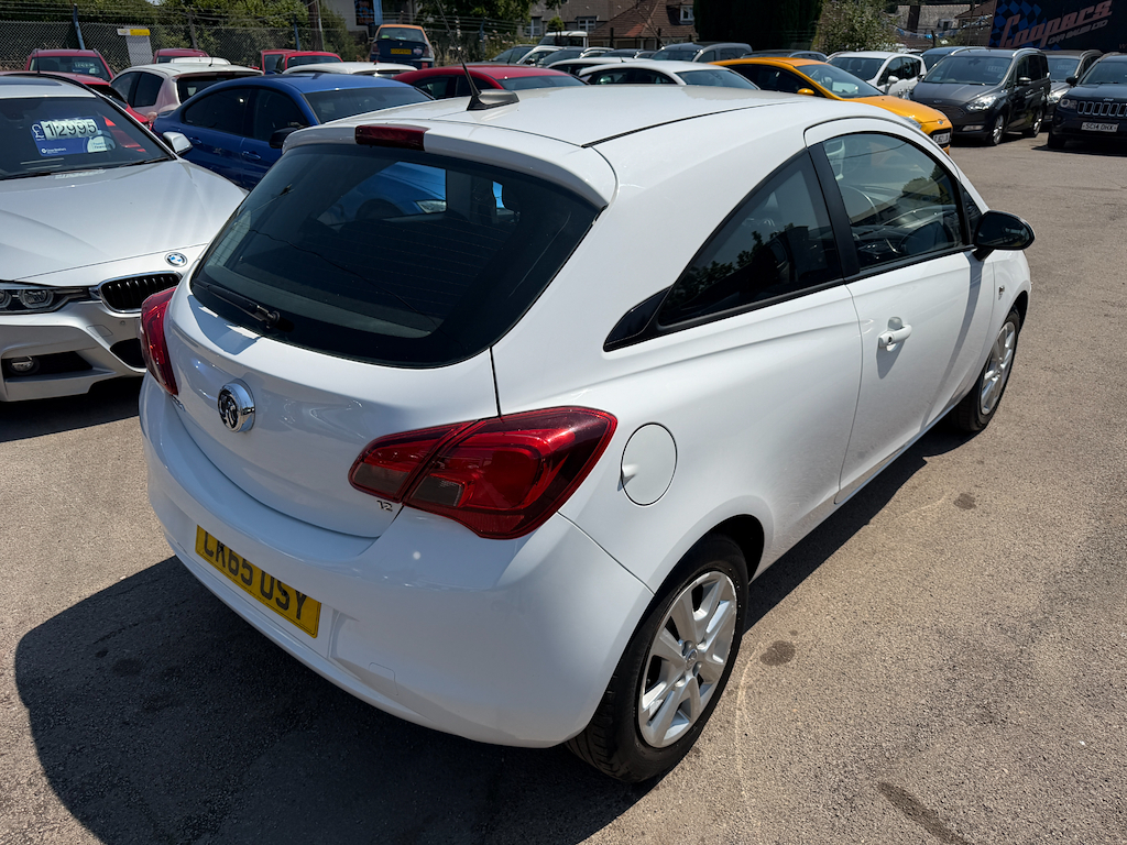 Vauxhall Corsa Design White #6