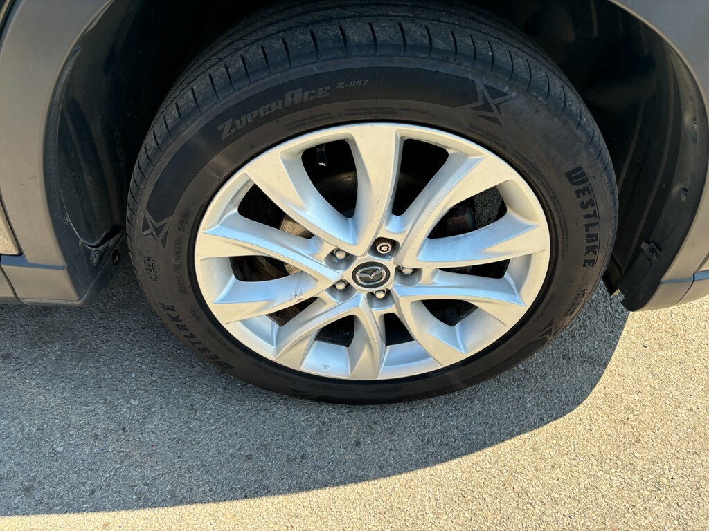Mazda CX-5  White #10