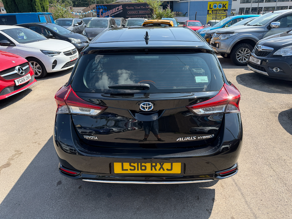 Toyota Auris Vvt-i Icon Black #5