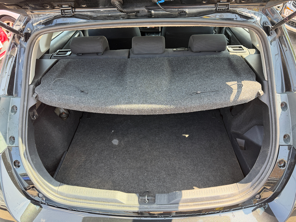 Toyota Auris 1.6 D-4d Design Blue #9