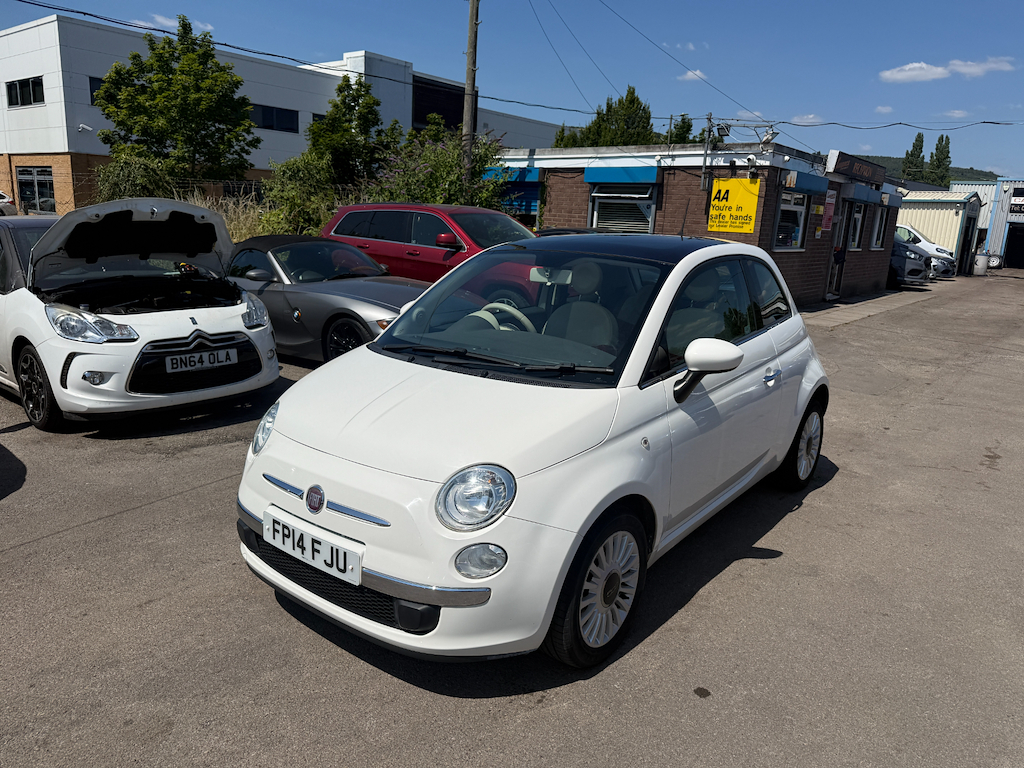 Fiat 500 Lounge White #3