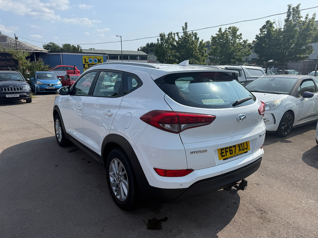 Hyundai Tucson Gdi Se Blue Drive White #4