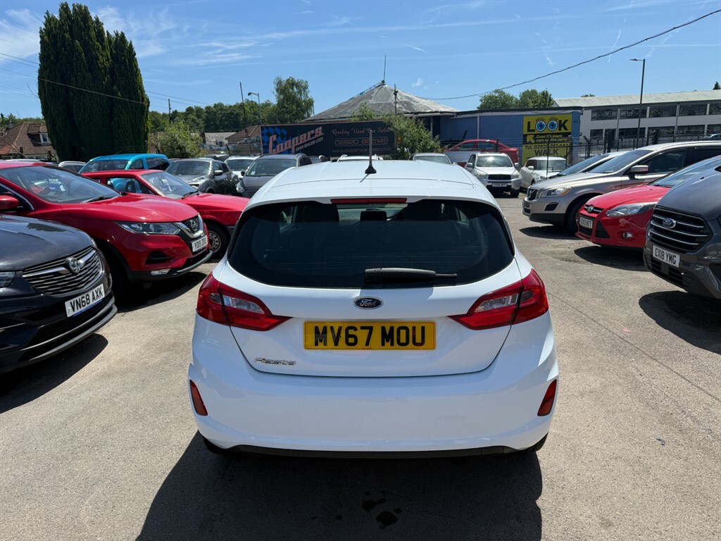Ford Fiesta Zetec White #5
