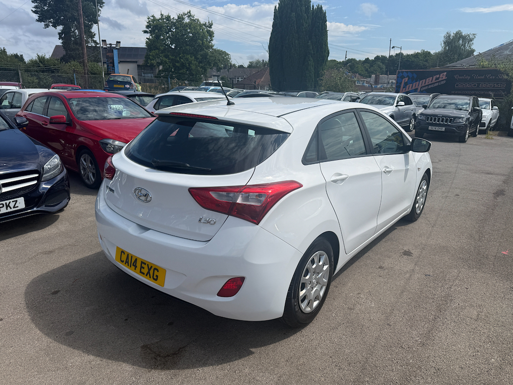 Hyundai I30 Classic White #6