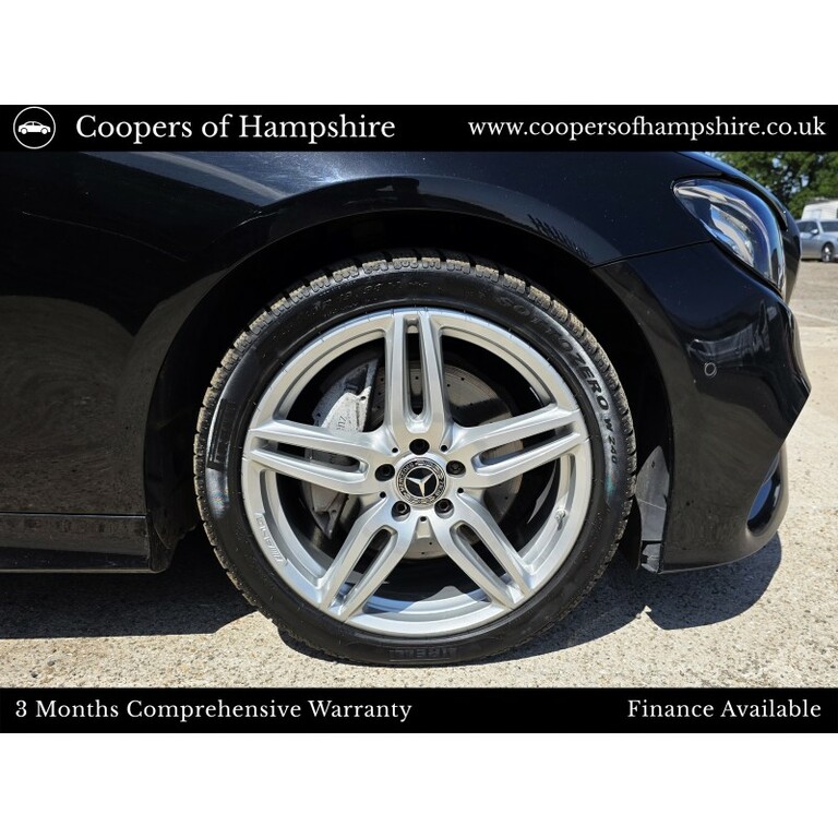 Mercedes-Benz E Class Diesel Black #2