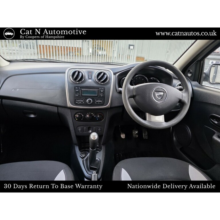 Dacia Sandero Stepway Diesel White #2