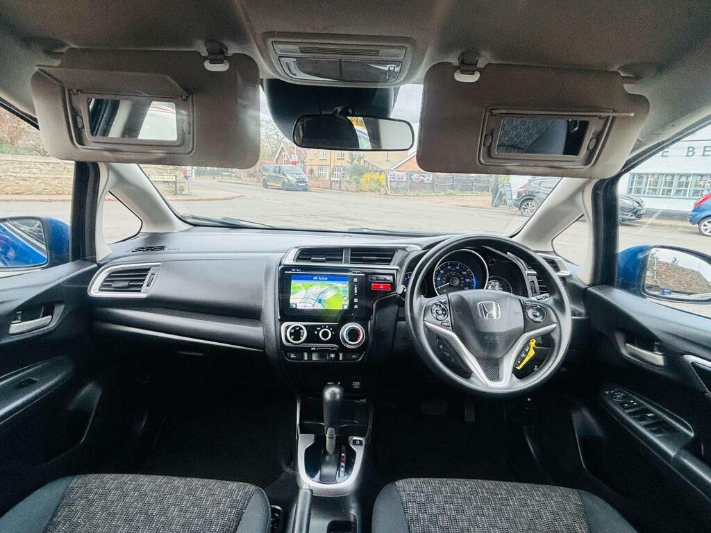 Honda Jazz 1.3 I-vtec Se Navi Cvt Euro 6 S... White #9