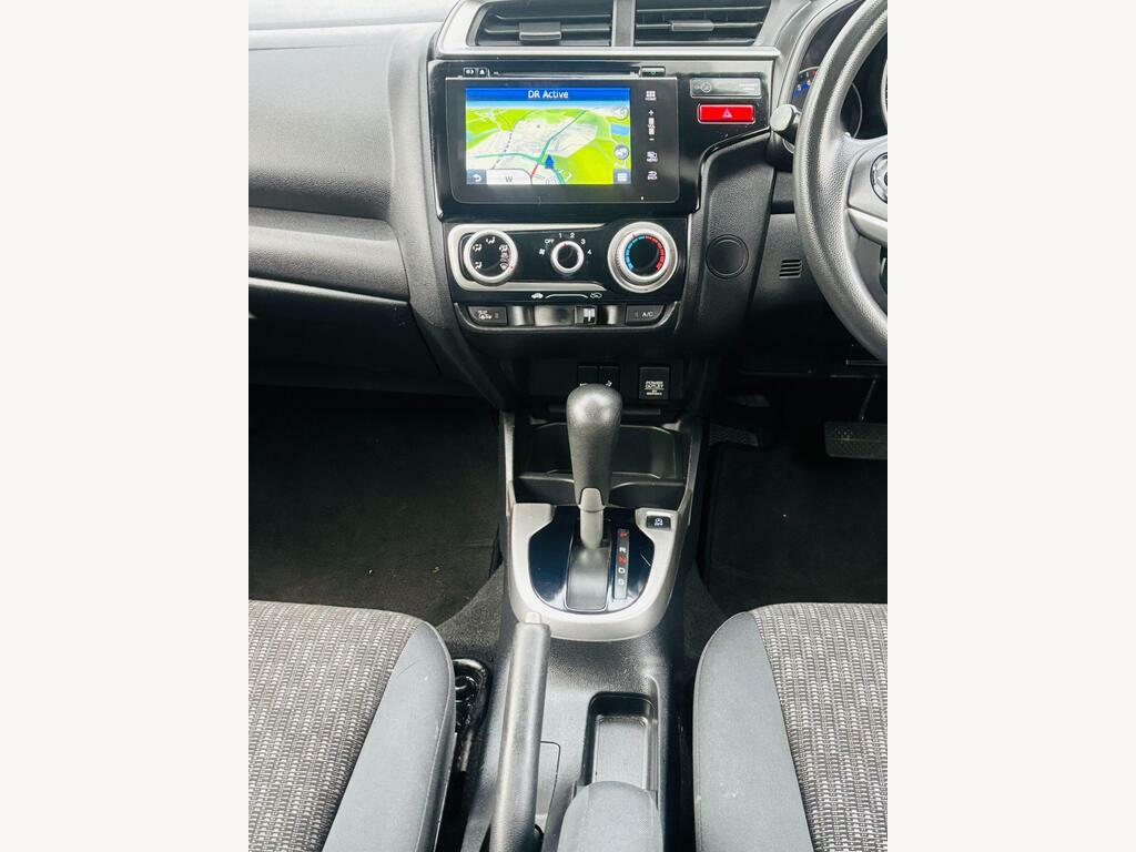 Honda Jazz 1.3 I-vtec Se Navi Cvt Euro 6 S... White #10