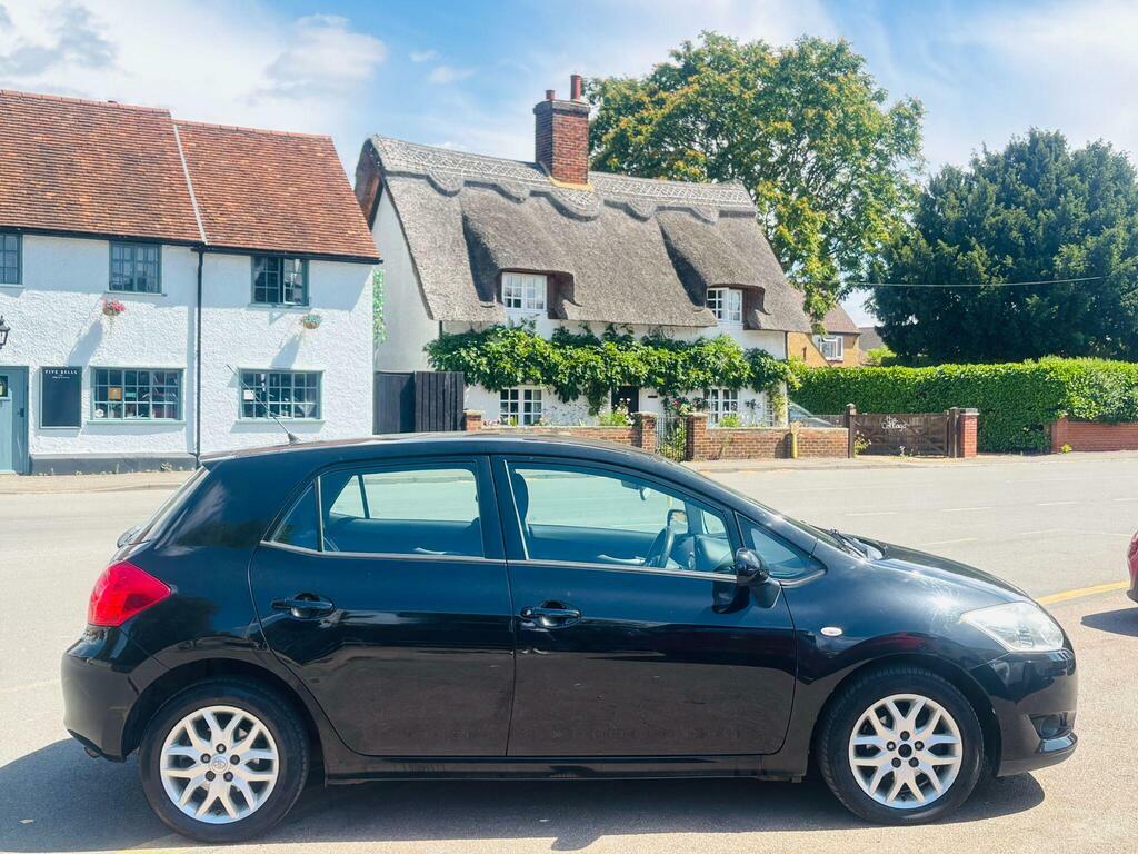 Toyota Auris Sr Black #7