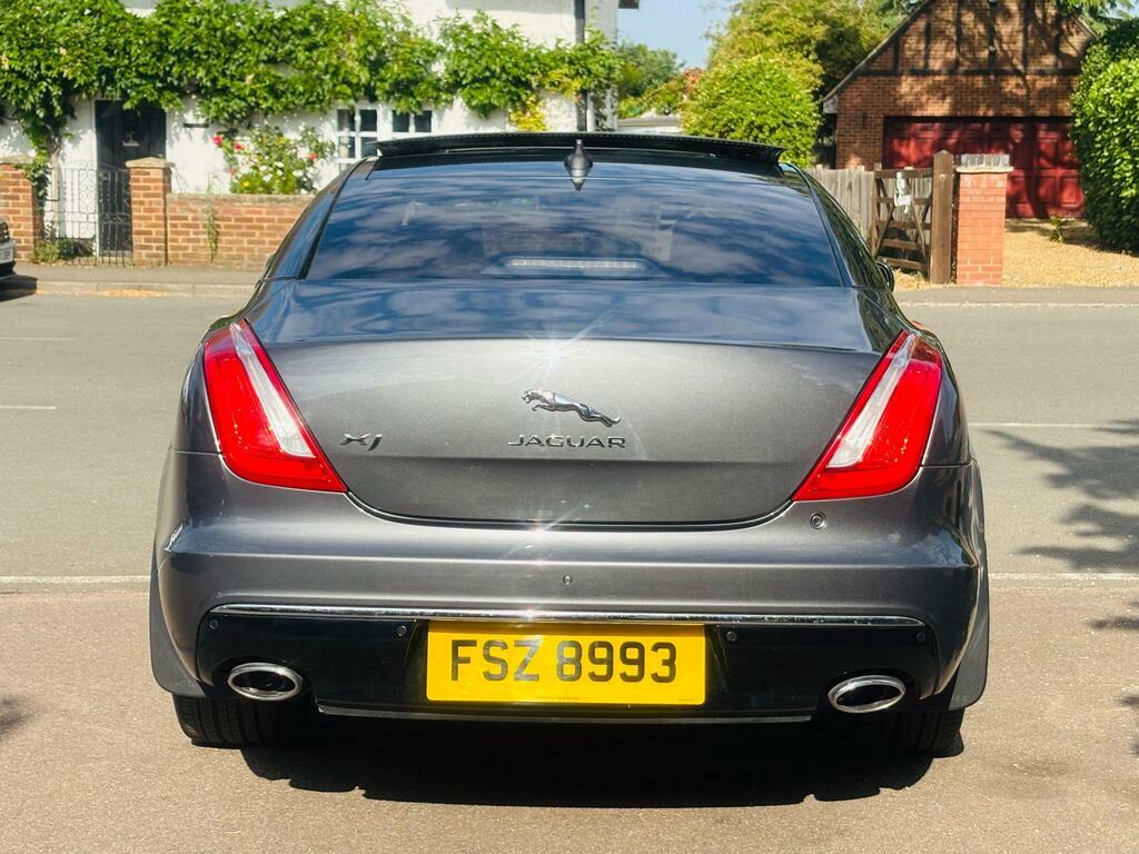 Jaguar XJ 3.0D V6 Portfolio Euro 6 S S Grey #5