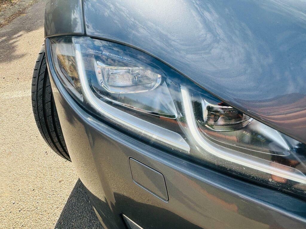Jaguar XJ 3.0 D V6 Luxury 297 Bhp Black #29