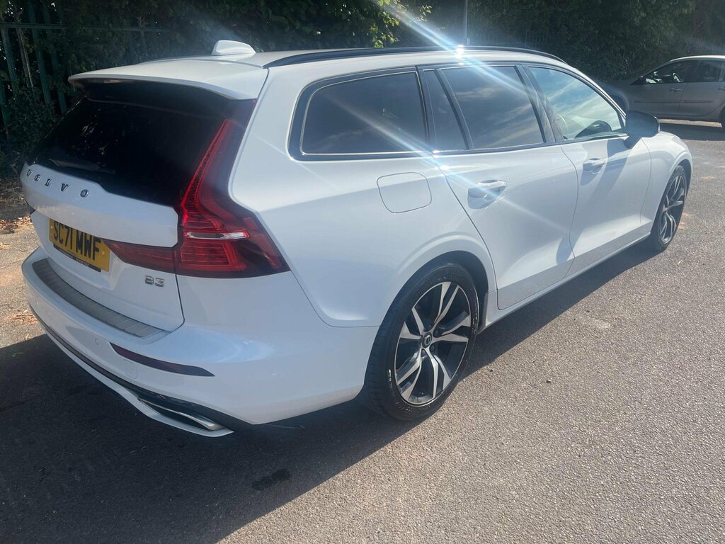 Volvo V60 2.0 B3 Mhev R-design Euro 6 Ss SC71MWF White #6