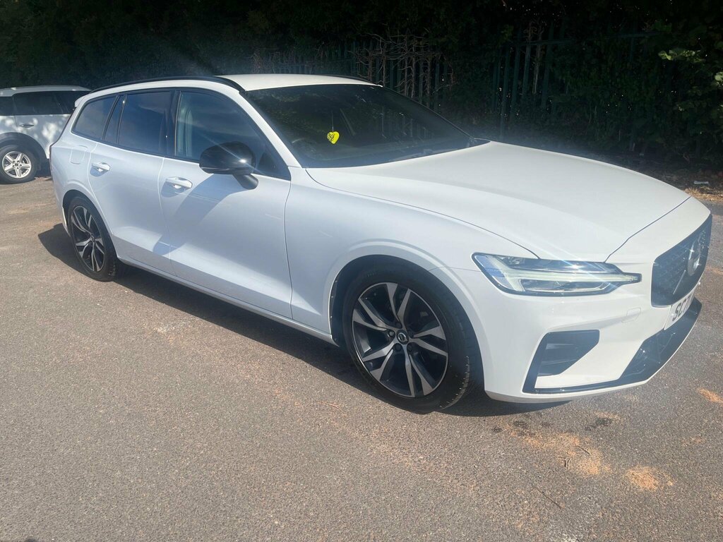 Volvo V60 2.0 B3 Mhev R-design Euro 6 Ss White