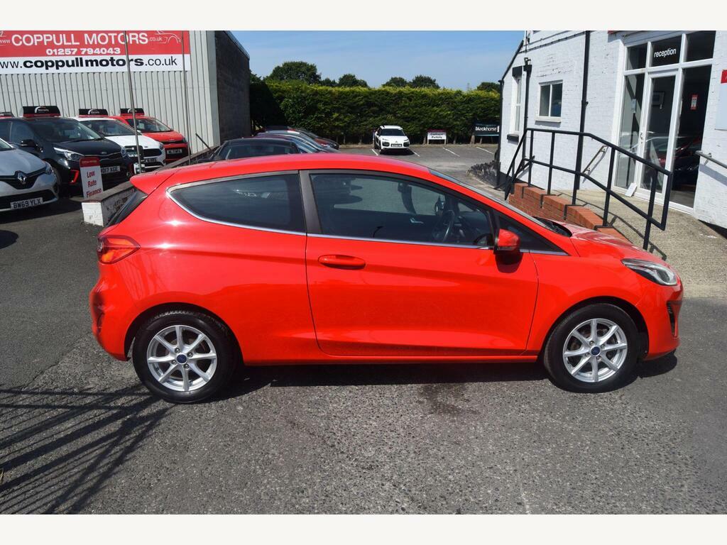 Ford Fiesta 1.1 Ti-vct Zetec Euro 6 S S Red #4