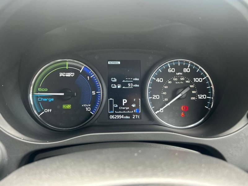 Mitsubishi Outlander 2.4 Phev Design 222 Bhp Grey #28