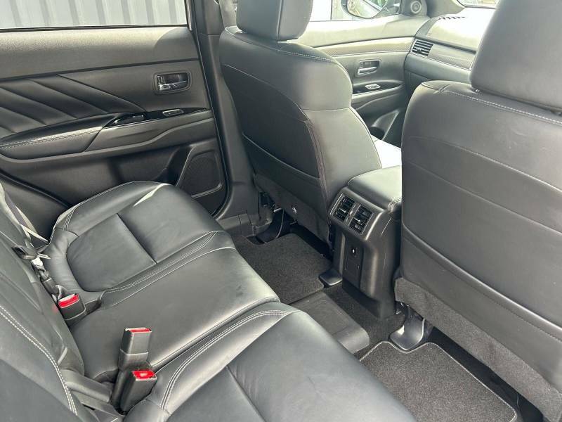 Mitsubishi Outlander 2.4 Phev Design 222 Bhp Grey #18