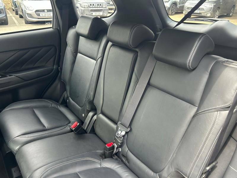 Mitsubishi Outlander 2.4 Phev Design 222 Bhp Grey #10