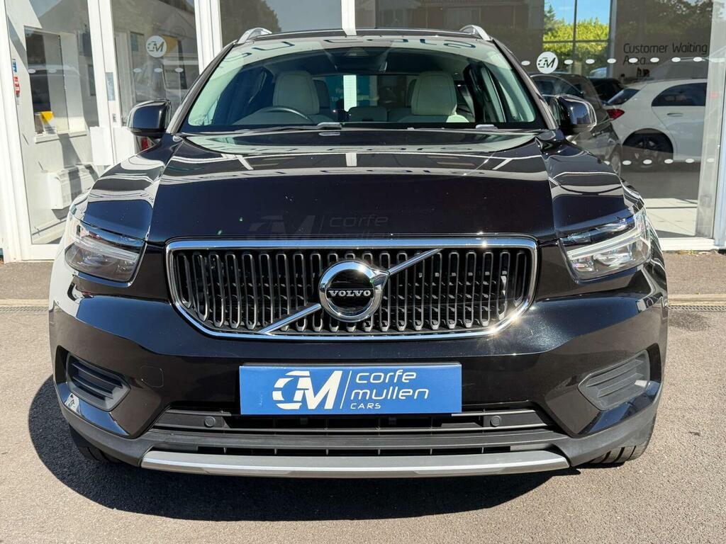 Volvo XC40 2.0 T4 Momentum Awd Geartronic Red #36