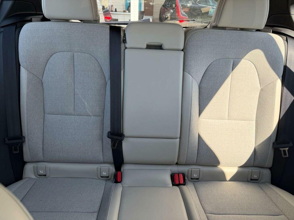 Volvo XC40 2.0 T4 Momentum Awd Geartronic Red #29