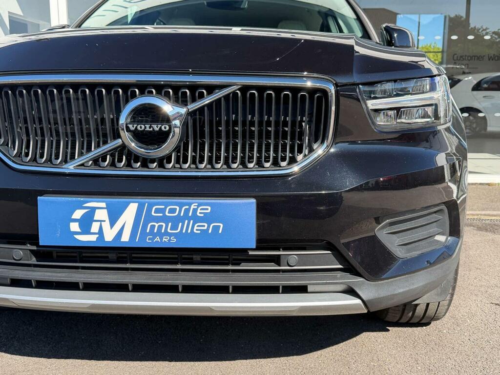 Volvo XC40 2.0 T4 Momentum Awd Geartronic Red #48