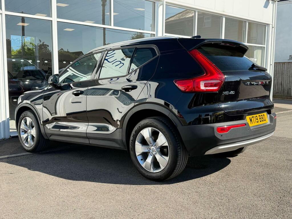 Volvo XC40 2.0 T4 Momentum Awd Geartronic Red #41