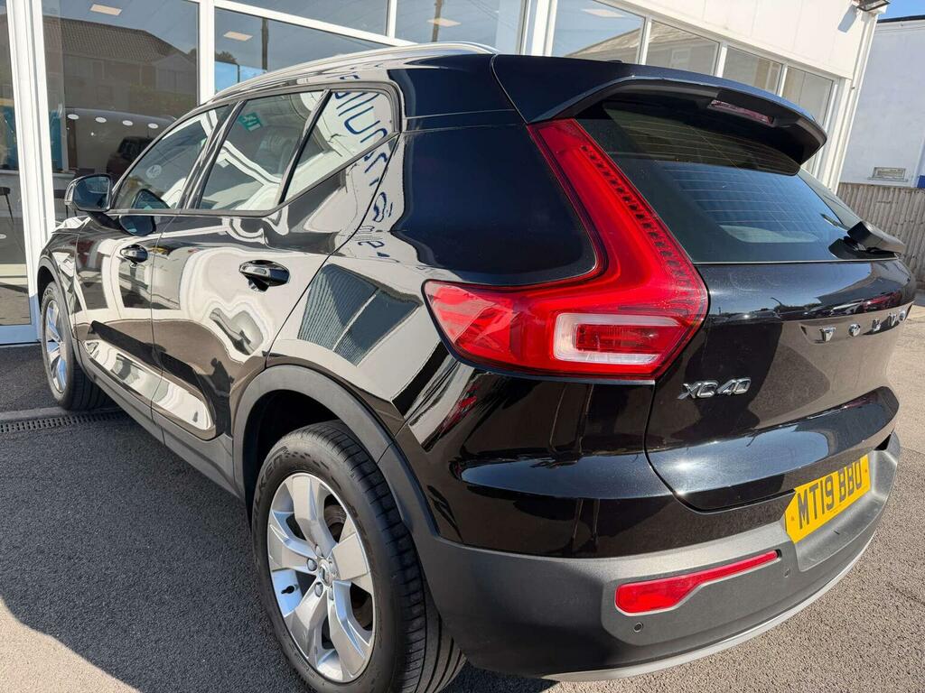 Volvo XC40 2.0 T4 Momentum Awd Geartronic Red #43