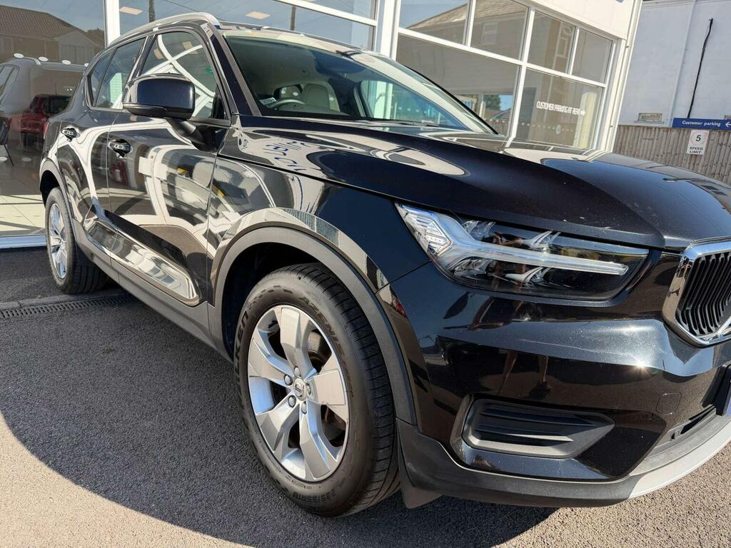 Volvo XC40 2.0 T4 Momentum Awd Geartronic Red #47