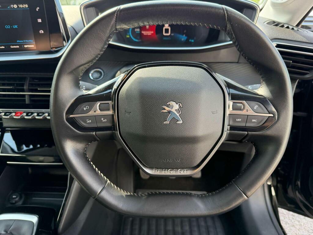 Peugeot 208 1.2 Puretech Allure Euro 6 Ss Black #4