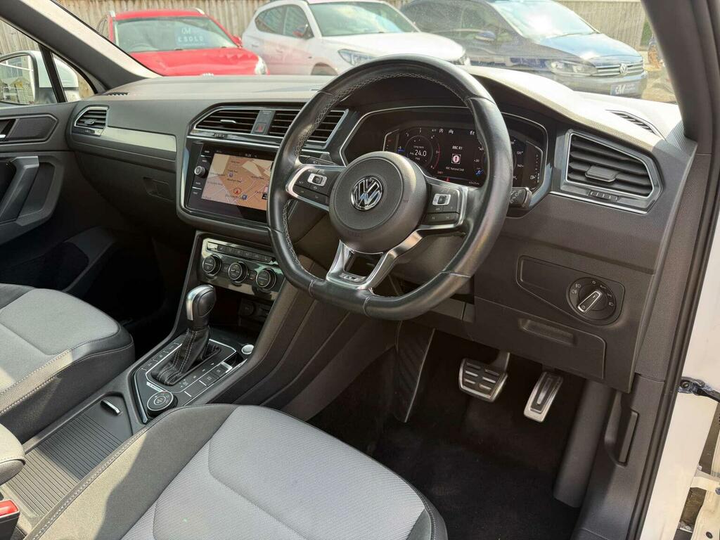 Volkswagen Tiguan 2.0 Tdi R-line Tech Dsg 4Motion Euro 6 Ss White #3