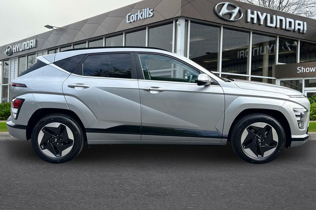Hyundai Kona Advance Silver #4