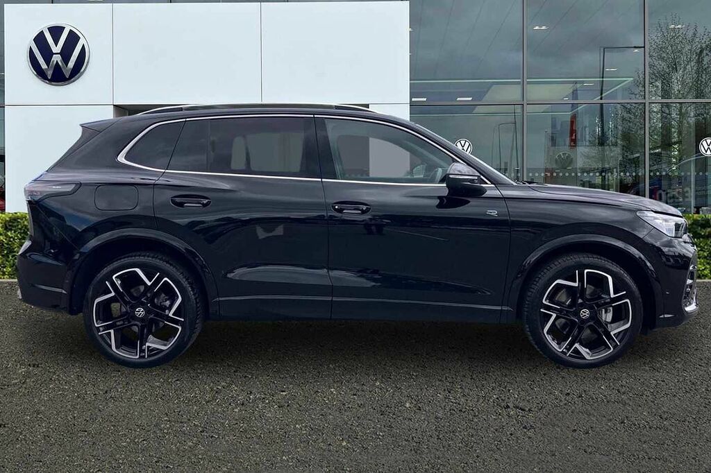 Volkswagen Tiguan 2.0 Tdi R-line Dsg KW75GWO Black #4