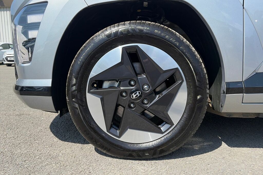 Hyundai Kona Advance Silver #5