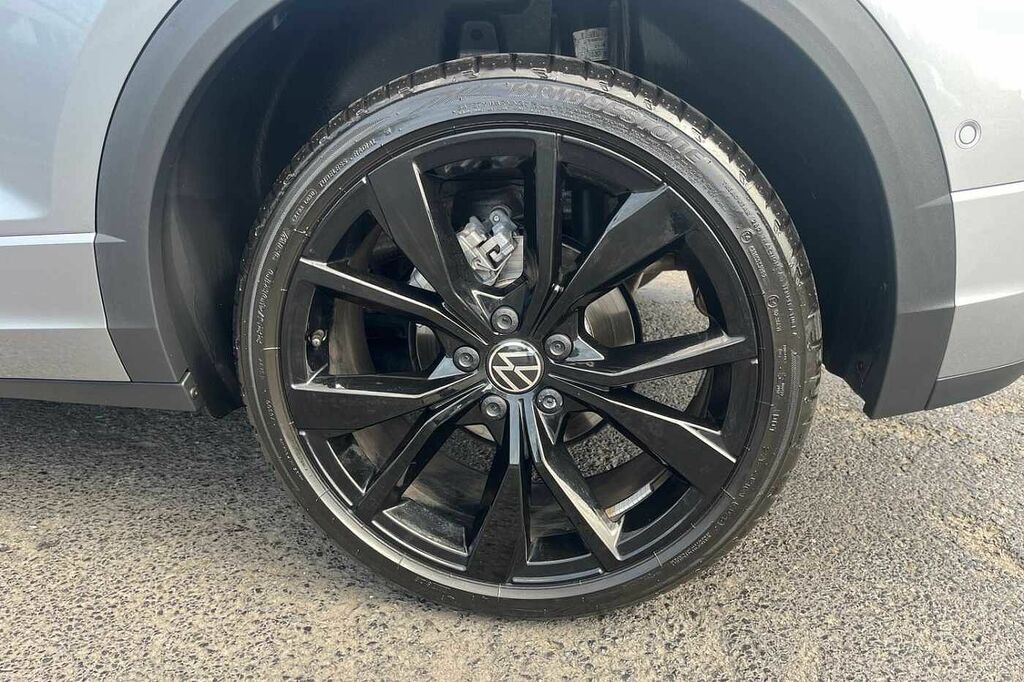 Volkswagen T-Roc 1.5 Tsi R-line Dsg 19 Misano Black Alloys White #38