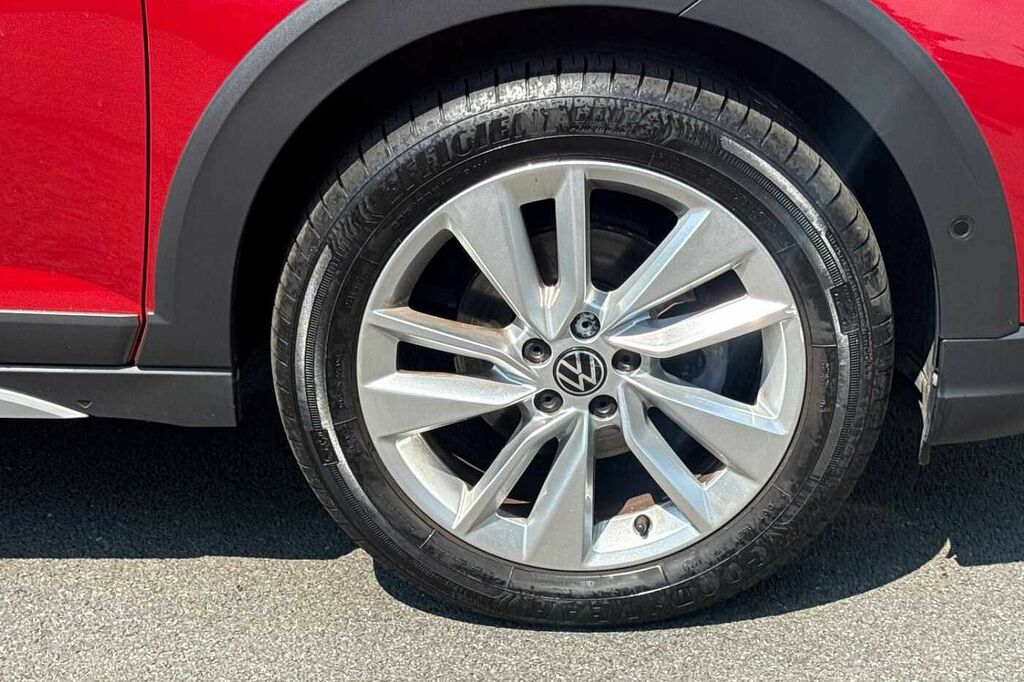 Volkswagen Taigo 1.0 Tsi 110 Life Dsg Red #5
