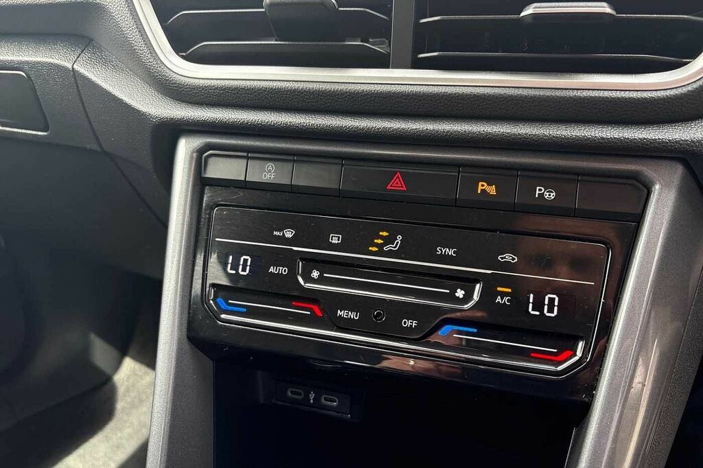 Volkswagen T-Roc 1.5 Tsi Match Suv Euro 6 Ss DC24ULX Black #12