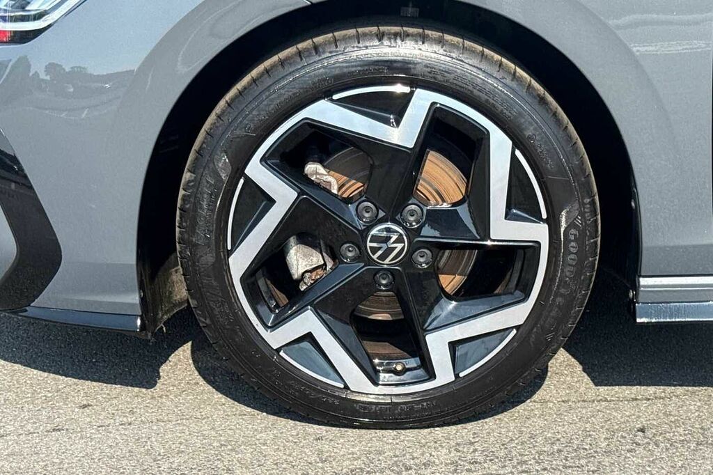 Volkswagen Golf 1.5 Tsi 150 R-line GJ75JWU Grey #5