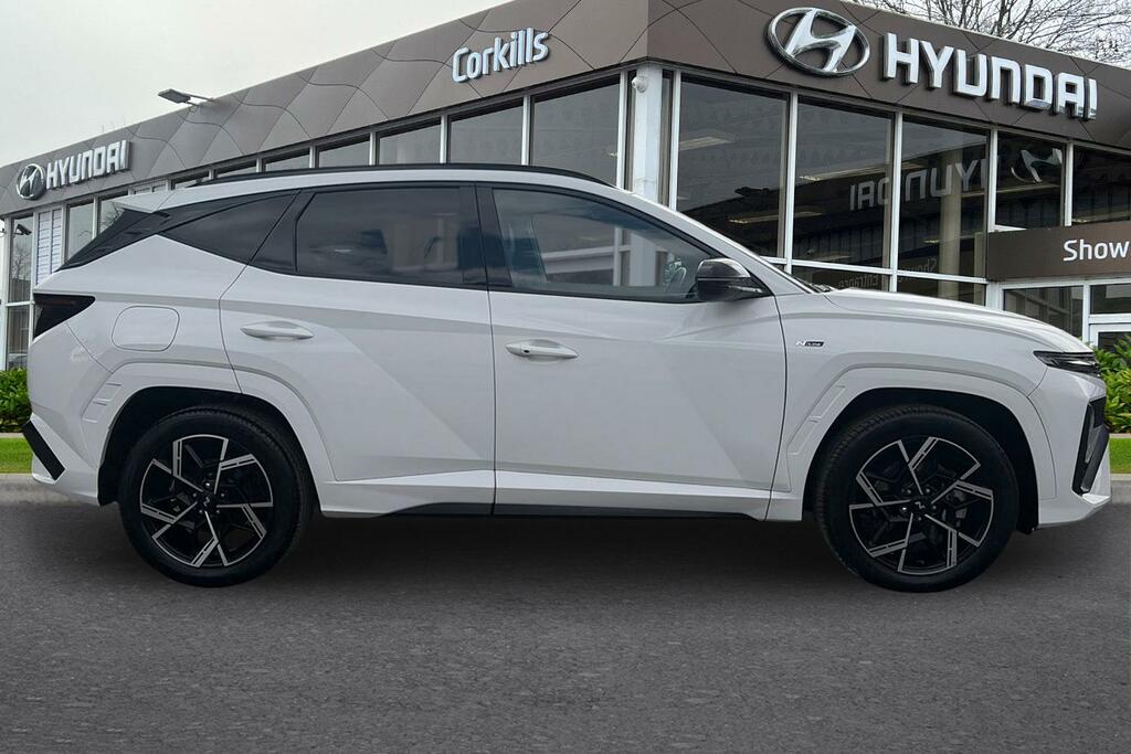 Hyundai Tucson N Line EF25FKV White #4