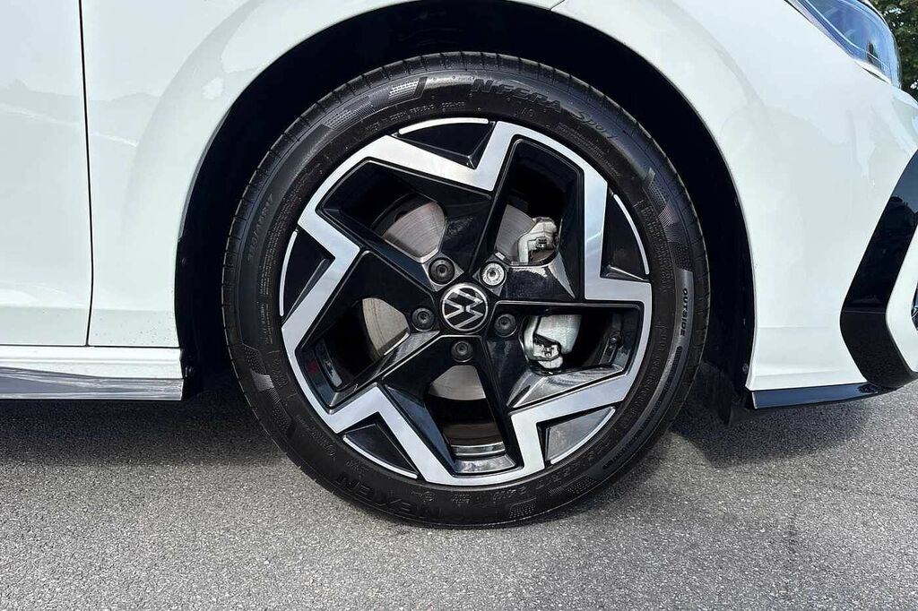 Volkswagen Golf 1.5 Tsi 150 R-line White #5