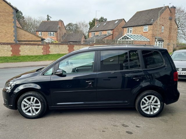 Volkswagen Touran 1.6 Tdi Bluemotion Tech Black #5