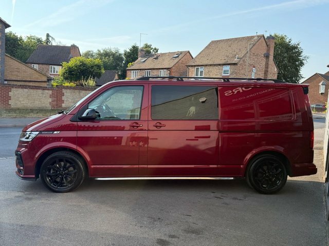 Volkswagen Transporter Sportline T6.1 Sportline 2.0 Bitdi Red #5
