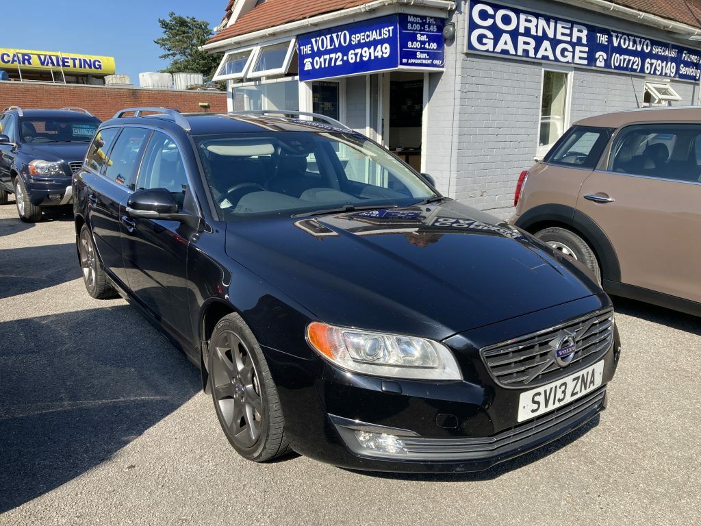 Volvo V70 Se Lux 2.4-D5-215 6 Speed Estate Sv13 Zna
